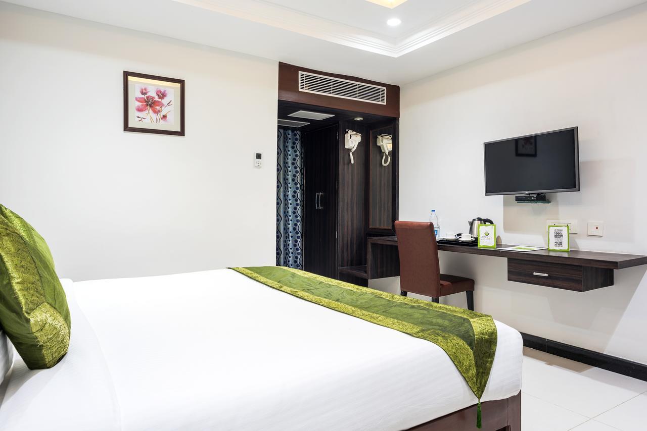 Treebo Empire Hotel Vijayawada Luaran gambar